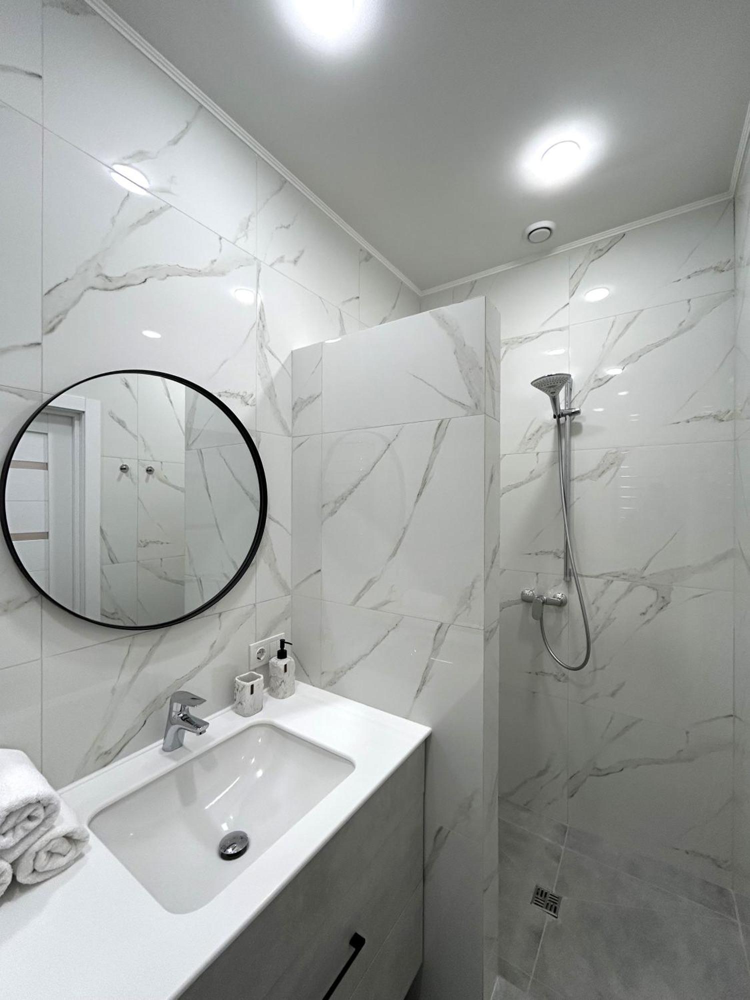 Modern Apartment, 100M To Opera Lvov Exteriér fotografie